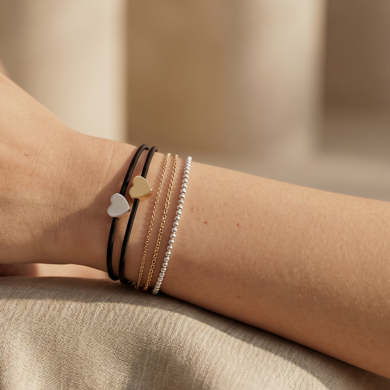 heart armband model